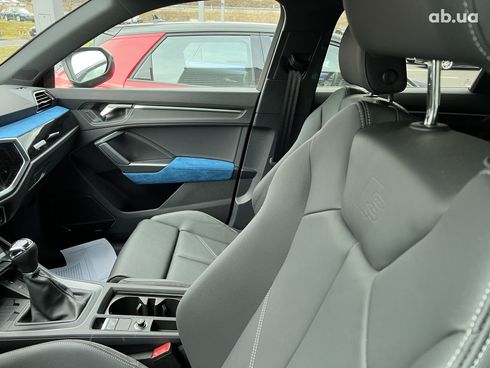 Audi Q3 2023 - фото 12