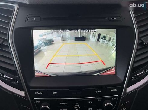 Hyundai Santa Fe 2017 - фото 16