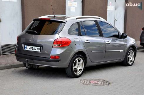 Renault Clio 2011 - фото 27
