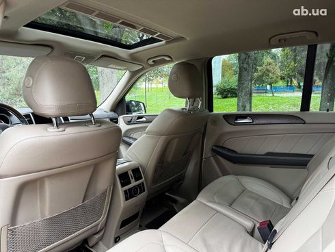 Mercedes-Benz GL-Класс 2015 черный - фото 26