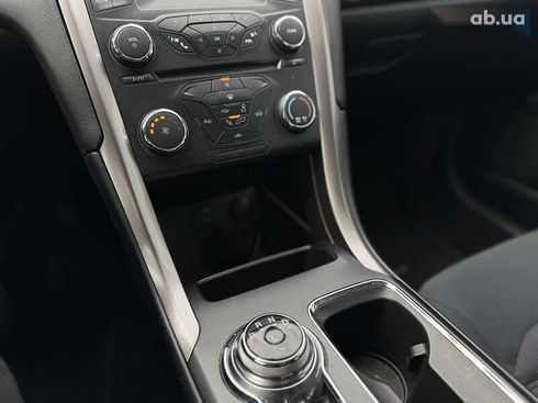 Ford Fusion 2017 - фото 22