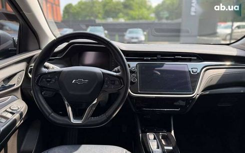 Chevrolet Bolt 2023 - фото 16