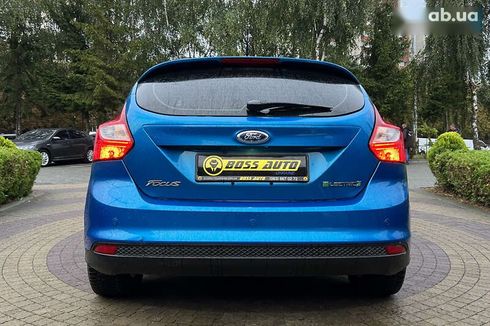 Ford Focus 2012 - фото 6