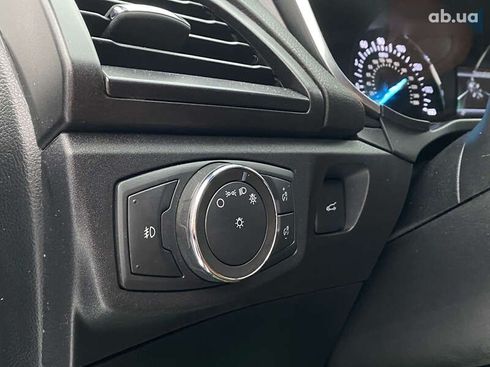 Ford Fusion 2020 - фото 16