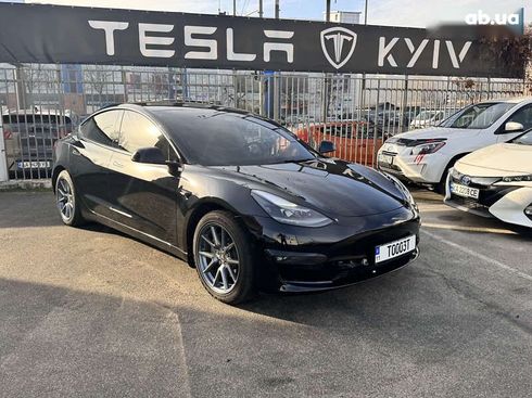 Tesla Model 3 2021 - фото 28