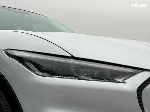 Ford Mustang Mach-E 2022 белый - фото 12