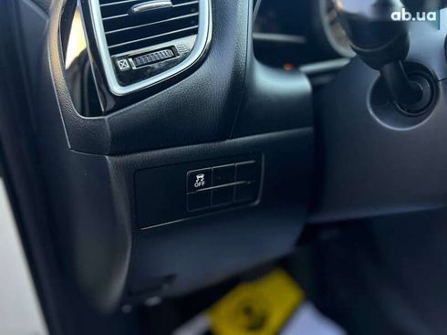 Mazda 3 2013 - фото 17