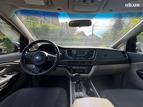 Kia Sedona 2014 синий - фото 16
