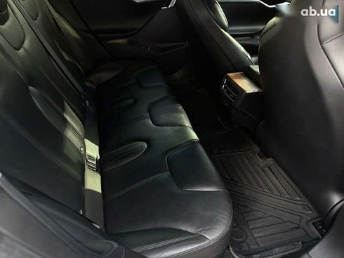 Tesla Model S 2017 - фото 8