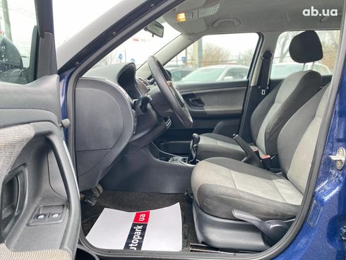Skoda Fabia 2013 синий - фото 30