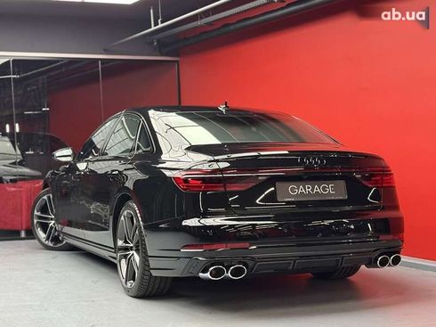 Audi S8 2024 - фото 29