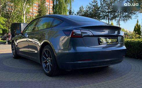 Tesla Model 3 2022 - фото 5