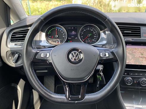 Volkswagen e-Golf 2019 - фото 24