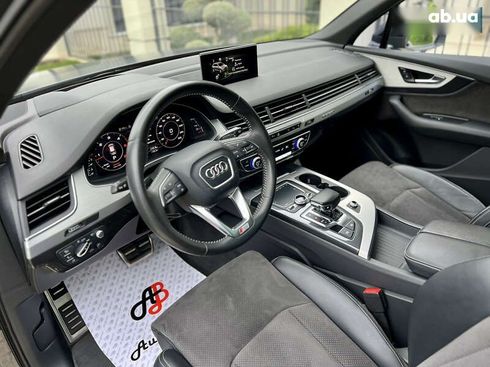 Audi Q7 2017 - фото 27