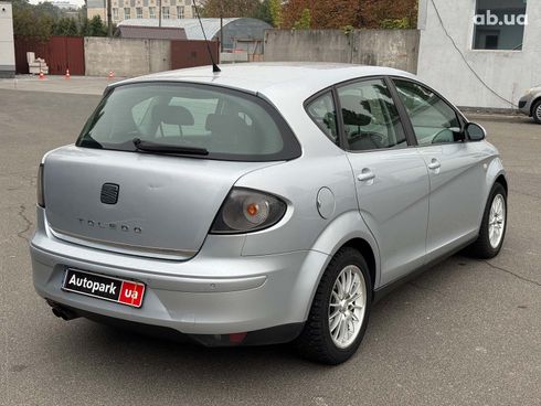 SEAT Toledo 2006 серый - фото 5