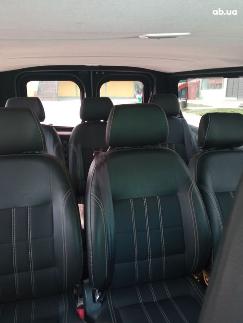 Renault Trafic 2015 белый - фото 3