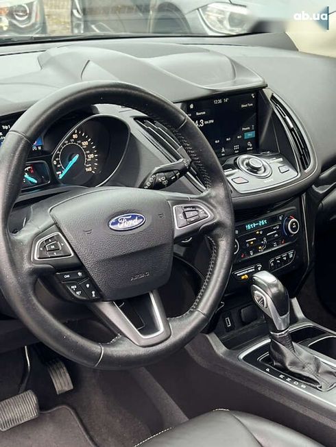 Ford Escape 2019 - фото 25