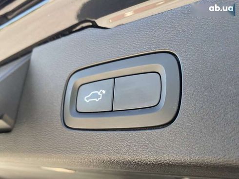 Volvo V60 2019 - фото 21
