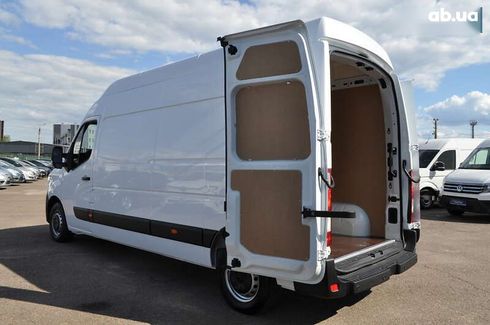 Renault Master 2022 - фото 30
