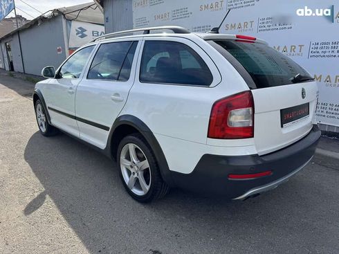 Skoda Octavia 2011 - фото 11