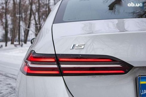 BMW i5 2024 - фото 14