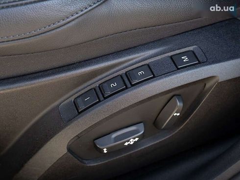 Volvo V40 2017 - фото 23