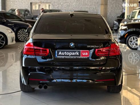 BMW 3 серия 2018 черный - фото 8