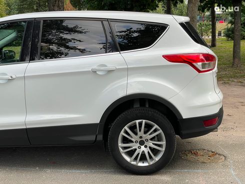 Ford Kuga 2016 белый - фото 10