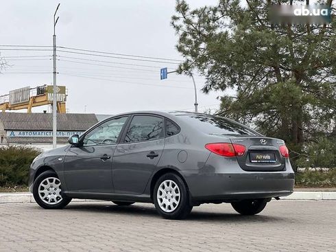 Hyundai Elantra 2008 - фото 11