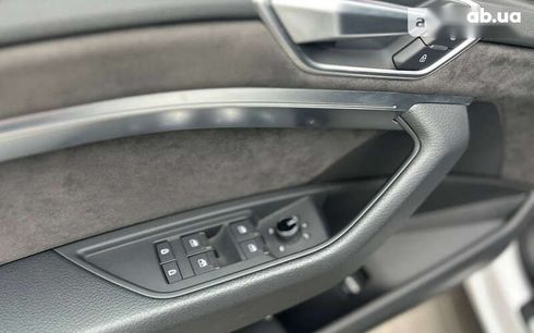 Audi E-Tron 2021 - фото 12