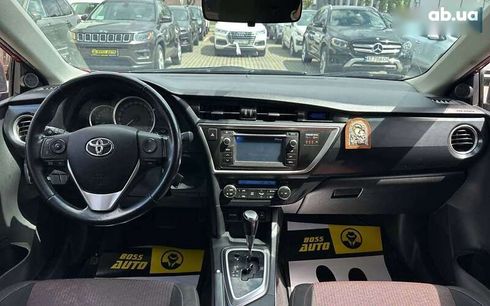 Toyota Auris 2013 - фото 15