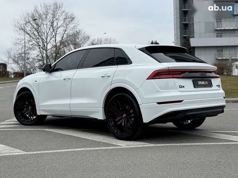 Audi Q8 2023 - фото 6