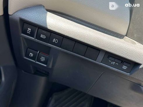 Toyota Sienna 2021 - фото 29