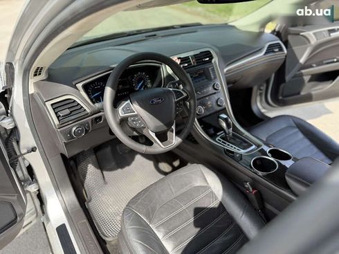 Ford Fusion 2013 - фото 17