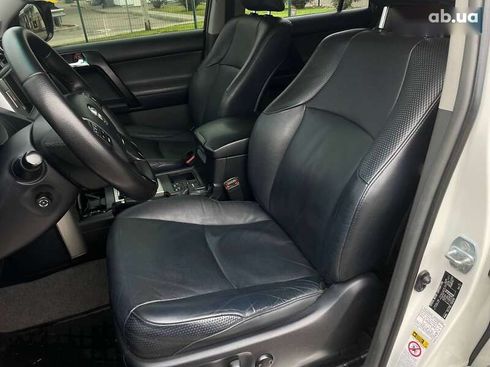 Toyota Land Cruiser Prado 2012 - фото 20