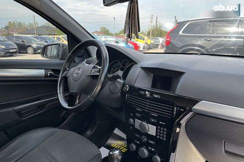 Opel Astra 2009 - фото 23