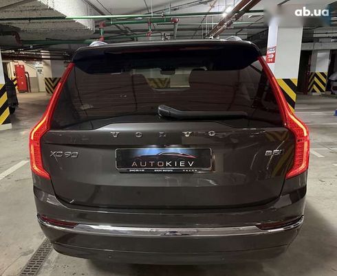 Volvo XC90 2024 - фото 17