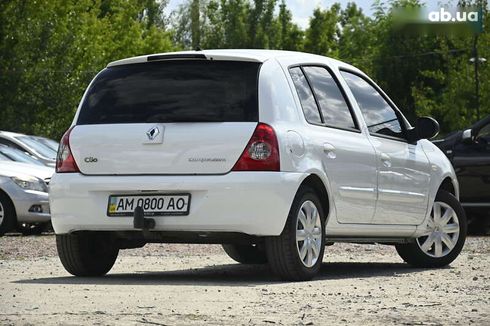 Renault Clio 2010 - фото 13