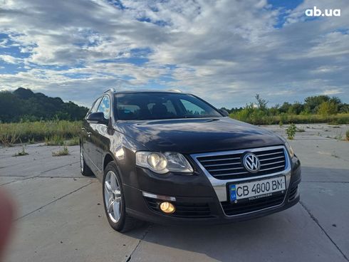 Volkswagen Passat 2005 коричневый - фото 5