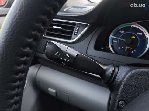 Toyota Camry 2015 - фото 24