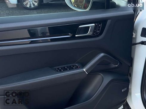 Porsche Cayenne 2018 - фото 18