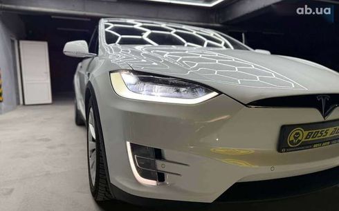 Tesla Model X 2017 - фото 7