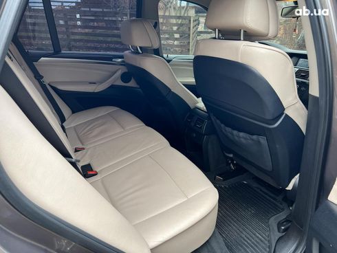 BMW X5 2010 коричневый - фото 21