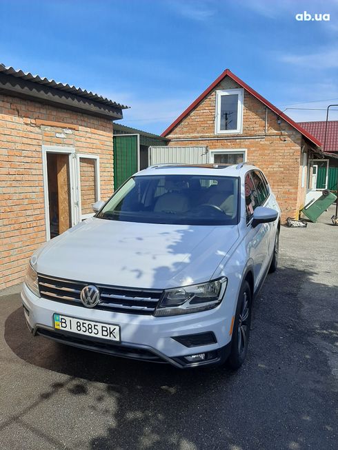 Volkswagen Tiguan 2017 серый - фото 5