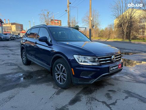 Volkswagen Tiguan 2020 синий - фото 3