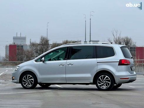 Volkswagen Sharan 2017 - фото 5