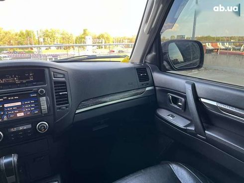 Mitsubishi Pajero Wagon 2007 - фото 20