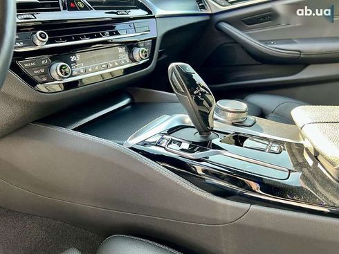 BMW 5 серия 2020 - фото 19