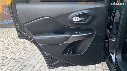 Jeep Cherokee 2019 - фото 28