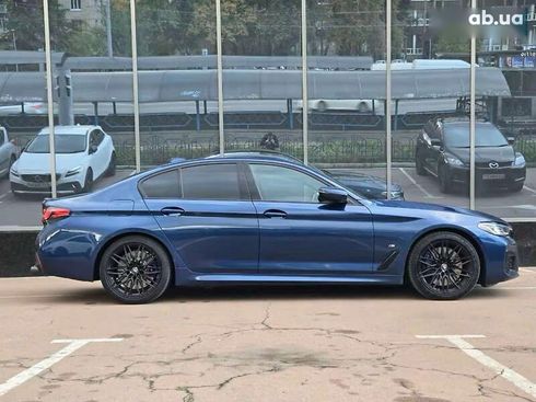 BMW 5 серия 2021 - фото 4